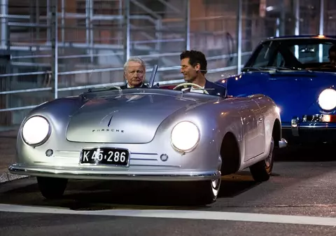 Milionarul Porsche își construiește tunel privat prin munți, ca să ajungă mai ușor acasă, un moft de 10 milioane de euro