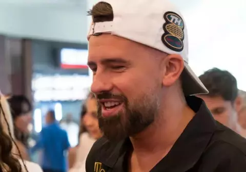 Ce a pățit Florin Ristei în timp ce mergea prin aeroport cu noua lui iubită, Yasmin Awad