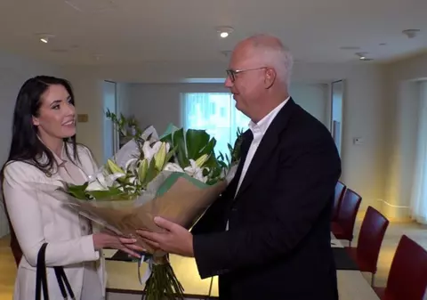 O congresmenă care l-a susținut în alegeri pe George Simion a primit bomboane cu „citate” din Vladimir Putin și a acceptat să se ducă la Moscova: „Poporul rus apreciază eforturile tale”