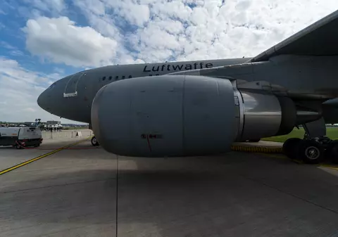 Transportul unui Airbus uriaș, scos din uz, blochează traficul în nordul Germaniei pentru 3 nopți: va fi transformat în restaurant