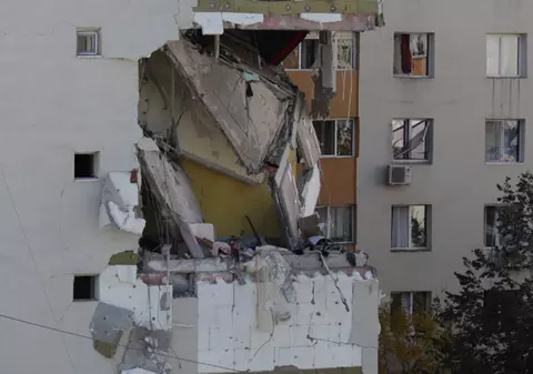 Blocul din București, unde a avut loc o explozie care a ucis trei oameni, va fi demolat, arată un raport ISC