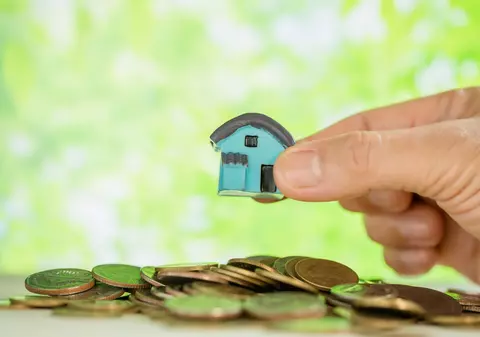 6 pași simpli ca să-ți reduci costurile lunare acasă