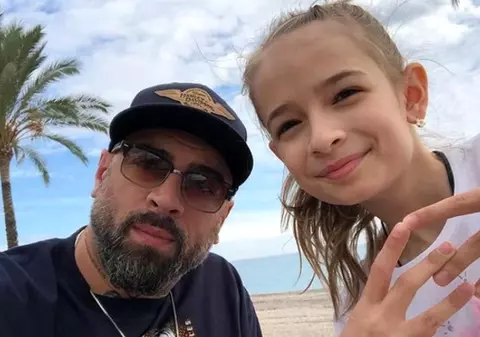 Fiica lui CRBL, complet schimbată după divorțul părinților. Alessia e furioasă pe tatăl ei: „Nu mă mai lasă să o cunosc deloc”