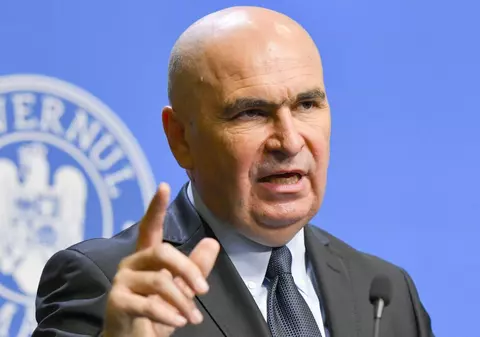 Lista „specialilor” exceptați de la interzicerea cumulului pensie-salariu. Bugetarii pensionari vor rămâne angajați dacă își reduc pensia cu 85%