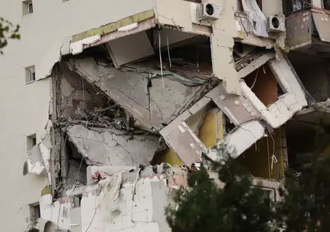 Locatarii afectați de explozia din Rahova vor putea rămâne proprietari în apartamentele din blocul reconstruit de stat