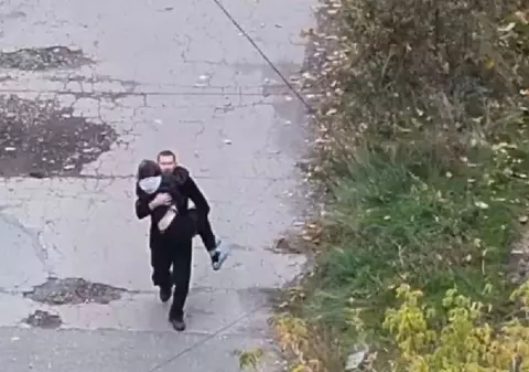 Civili vizați în Pokrovsk de forțele ruse: „Supravegheați drumul, nu lăsați pe nimeni să treacă. Trageți imediat”