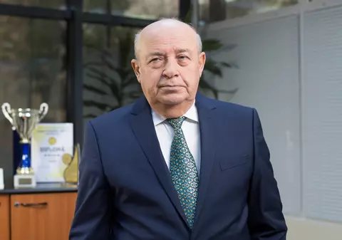 Compania farmaceutică AC HELCOR aniversează 35 de ani de inovație farmaceutică și progres tehnlogic
