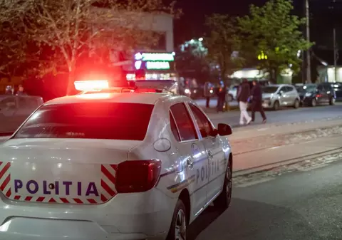 Crimă cu premeditare pe strada Lamotești din București. O fată de 14 ani și-a pus iubitul să îi omoare mama și împreună au îngropat-o