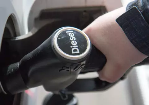 Sfârșitul erei diesel: taxe, norme stricte și retragerea producătorilor duc la scumpiri masive în Europa