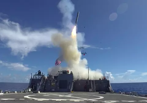 Donald Trump nu oferă rachete Tomahawk ucrainenilor ca să atace cu ele Rusia, ci ca să vadă ce reacție are Vladimir Putin