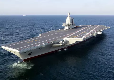 Portavionul Fujian, mândria Chinei, mult mai slab decât o navă americană veche de 50 de ani