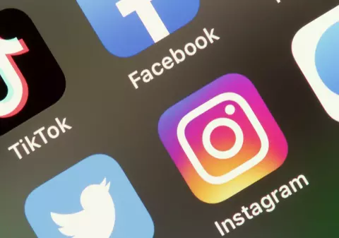 O țară europeană va interzice rețelele de socializare pentru copiii sub 15 ani