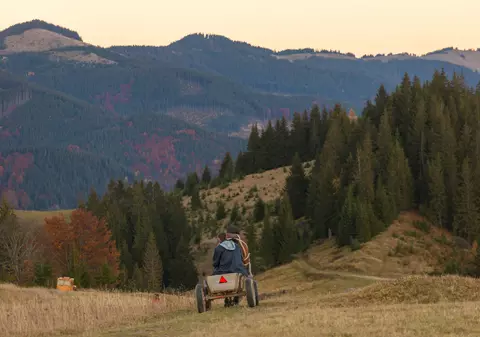 Locul din munți prin care fug în România ucrainenii care vor să scape de încorporare: „Nu știu unde se duc, cred că ajung într-o zi”