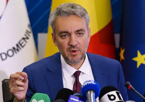 Șeful ANRE, cu salariu de 15.000 de euro, s-a speriat de costul facturilor și și-a schimbat furnizorul de energie electrică