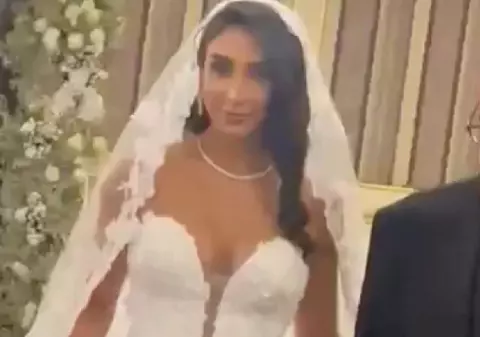 Fiica unui înalt lider iranian, în rochie de mireasă provocatoare: „Nunta de lux dezvăluie ipocrizia regimului. Care evlavie?”