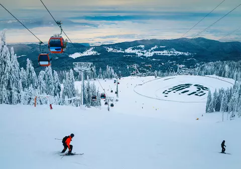 Prețuri mai mari pentru iubitorii sporturilor de iarnă la Poiana Brașov