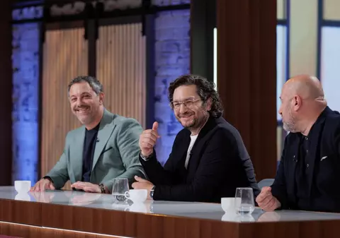 Ce ascund Sorin Bontea și Cătălin Scărlătescu sub masa juraților la MasterChef România 2025: „E mai lejer”