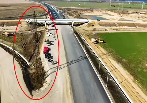 Stâlpul din calea autostrăzii. Dacă e mutat rapid, s-ar putea circula încă din 2025 între București și Suceava ocolind toate orașele de pe traseu
