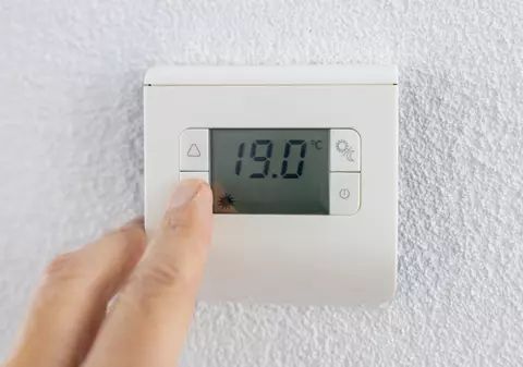 Amenda pe care o pot primi cetățenii unei țări europene dacă temperatura din casă e mai mare de 19 grade Celsius