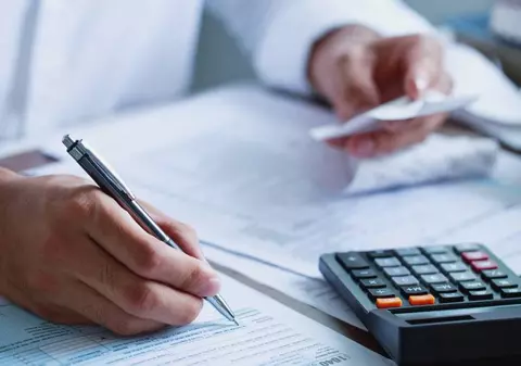 Românii care nu vor mai plăti impozitul la locuințe. Proiectul de lege propune modificarea Codului fiscal