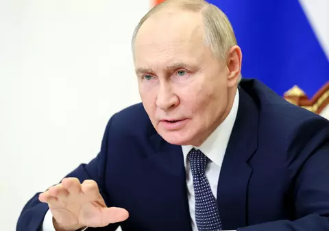 Oamenii de încredere ai lui Vladimir Putin dispar rând pe rând: „bolnavi” sau morți în condiții suspecte. Se clatină regimul de la Kremlin?