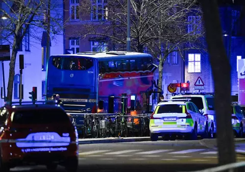 Trei oameni au fost loviți și uciși de un autobuz, în centrul Stockholmului. Șoferul, arestat: mărturii din partea celor care au asistat la tragedie