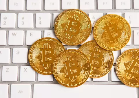 China acuză SUA că sunt implicate în cel mai mare furt de Bitcoin din ultimii ani