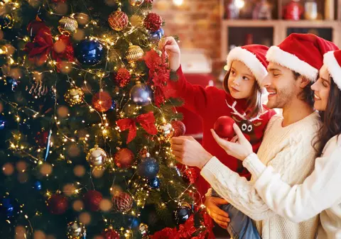 Care este momentul perfect să împodobim bradul de Crăciun. Experții explică tradițiile și schimbările din ultimii ani