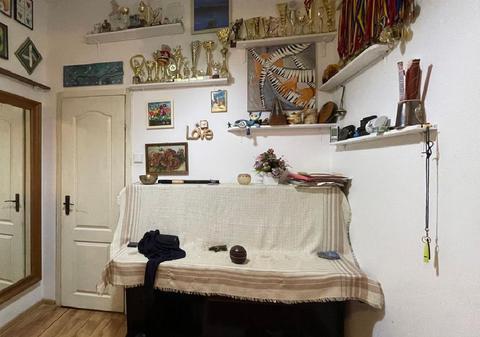 De câți bani ai nevoie ca să te muți lângă biroul lui Nicușor Dan? Cea mai ieftină casă din Cotroceni, la vânzare