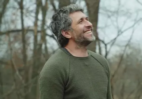 Pasiunea pe care și-a descoperit-o Dragoș Bucur după ce s-a mutat la țară: „E mai simplu decât credeam”