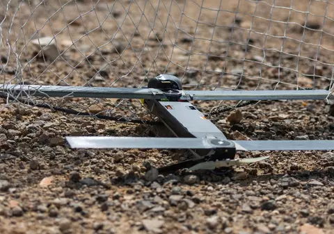 Dronele americane Switchblade, odinioară revoluționare, nu au făcut față în războiul din Ucraina. Principalele slăbiciuni