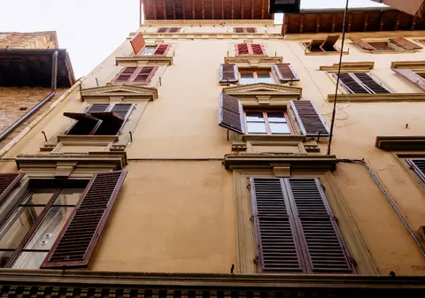 Pedeapsa primită de „regele mansardelor” din Italia, după ce a ascuns 42 de milioane de euro primiți din chirii