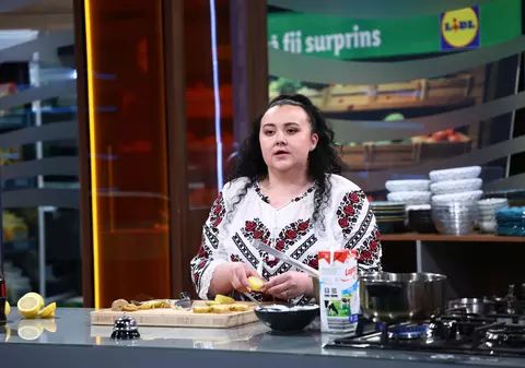 „Chefi la cuțite”, 17 noiembrie 2025. O concurentă își spune povestea emoționantă: „Când aveam 9 ani, ne-a luat foc casa”