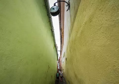 Strada Sforii din Brașov s-a închis de urgență: pericol de prăbușire