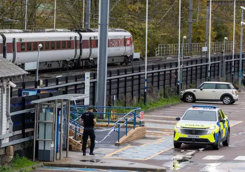 „Eroul din tren”: cum un angajat și conductorul au împiedicat o tragedie majoră în Anglia