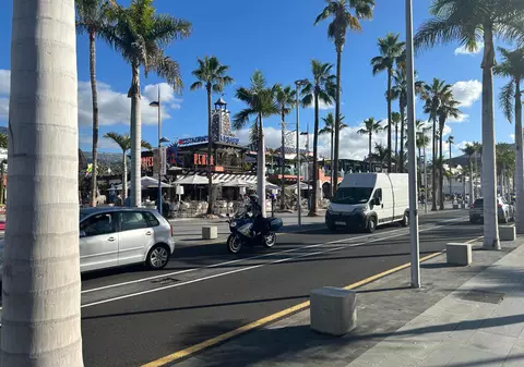 De ce aleg românii să se mute în Tenerife. Cât se câștigă, cât sunt chiriile și cât costă apartamentele: „E ca un concediu de 365 de zile”