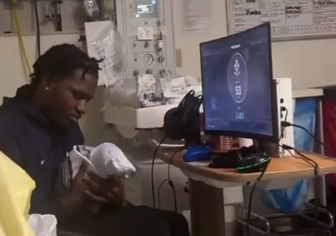 Un bărbat a ales să joace Call of Duty în timp ce i se năștea copilul, pe Xboxul din sala de nașteri. Internetul a explodat: „Cel mai diabolic lucru pe care l-am văzut vreodată”