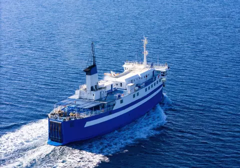 18 oameni au fost găsiți morți pe o barcă aflată în derivă în largul Cretei