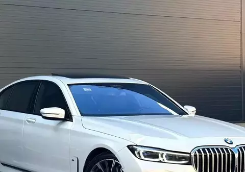 Românul care și-a furat propriul BMW, pe care l-a găsit în Germania după ce-i fusese furat în țară, nu-și primește mașina înapoi