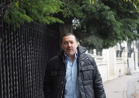 Motivarea achitării lui Cătălin Rădulescu pentru fals în legătură cu „rolul determinant” la revoluție. Mulți martori nu-și amintesc de el, dar nimeni nu poate susține că n-a participat