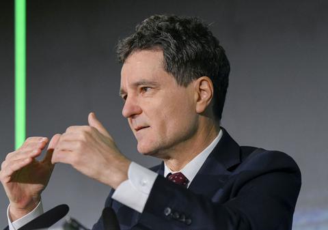 Nicușor Dan susține că a citit „cap-coadă” documentarul Recorder și pune întrebări: „Câte acțiuni în justiție s-au făcut pe faptele de care vorbim?”