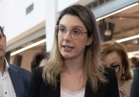 Șeful Apelor Române a demisionat după două săptămâni fără apă potabilă în Prahova și Dâmbovița. Diana Buzoianu a trimis concluziile Corpului de Control la Parchet