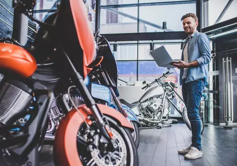 Automobile Bavaria Group își extinde portofoliul cu brandurile Kawasaki și Yamaha