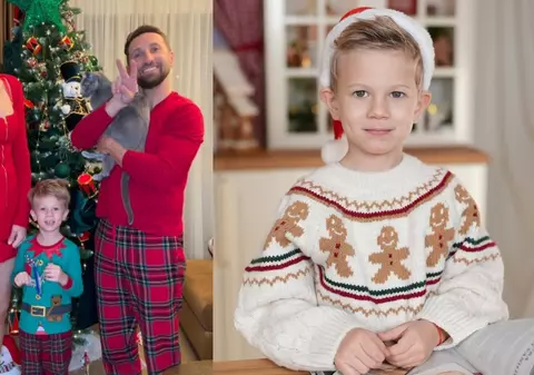 Imagini cu bradul de Crăciun împodobit de Dani Oțil și familia sa. Tiago a fost îmbrăcat în spiriduș