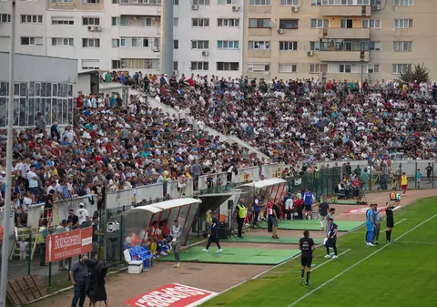 Scandal la Botoșani, jucătorii au răbufnit: „Ne plouă în vestiar. E rușinos”. Prima reacție a primarului