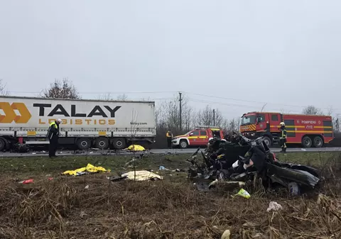 Care e starea celor trei tineri greci, supraviețuitori ai accidentului cu suporteri PAOK din Lugojel, Timiș