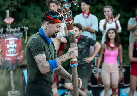 Cine este Adrian Petre, concurent la Survivor România 2026, emisiune difuzată de Antena 1