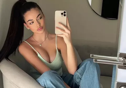 Andreea Bostănică, ironie la adresa artistelor din România și Republica Moldova: „Dacă ies din țară nu le știe nimeni”