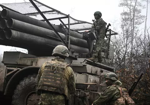 Generalul rus Suhrab Akhmedov, demis de Vladimir Putin după pierderi masive în nenumăratele sale atacuri ratate, la 4 ani de la numire