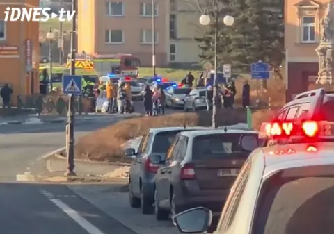 Primar împușcat în clădirea Consiliului Local, într-un atac cu 2 morți și 6 răniți, în Cehia: „Răzbunarea fiului unei foste angajate”